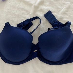VS Demi lightly lined 38C